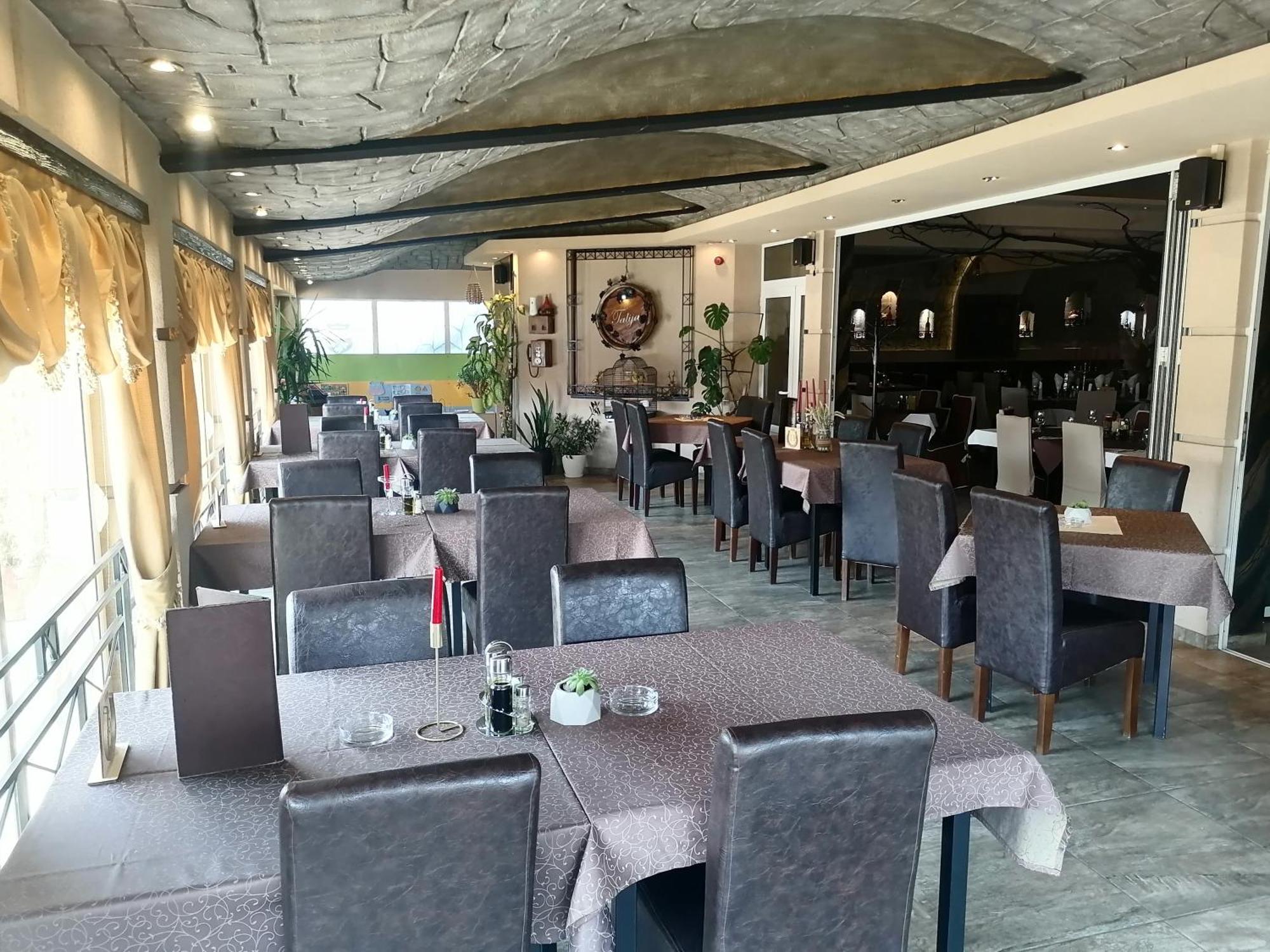 Hotel Talija Svilajnac Екстер'єр фото